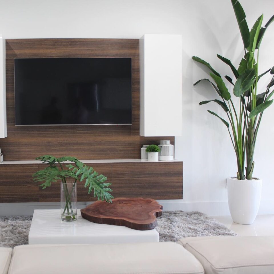 Oiseau de paradis 2,75 m avec pot Ben finition blanc brillant